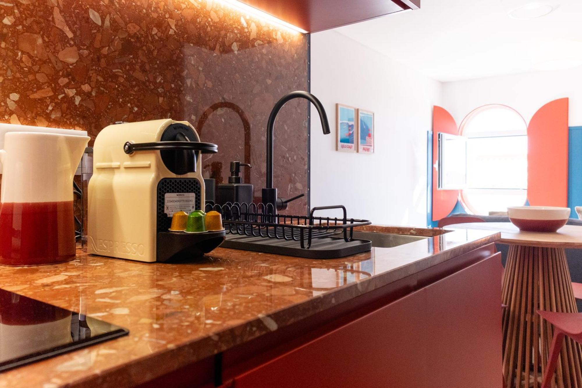 Feel Nazare - Boat House Apartment Bagian luar foto